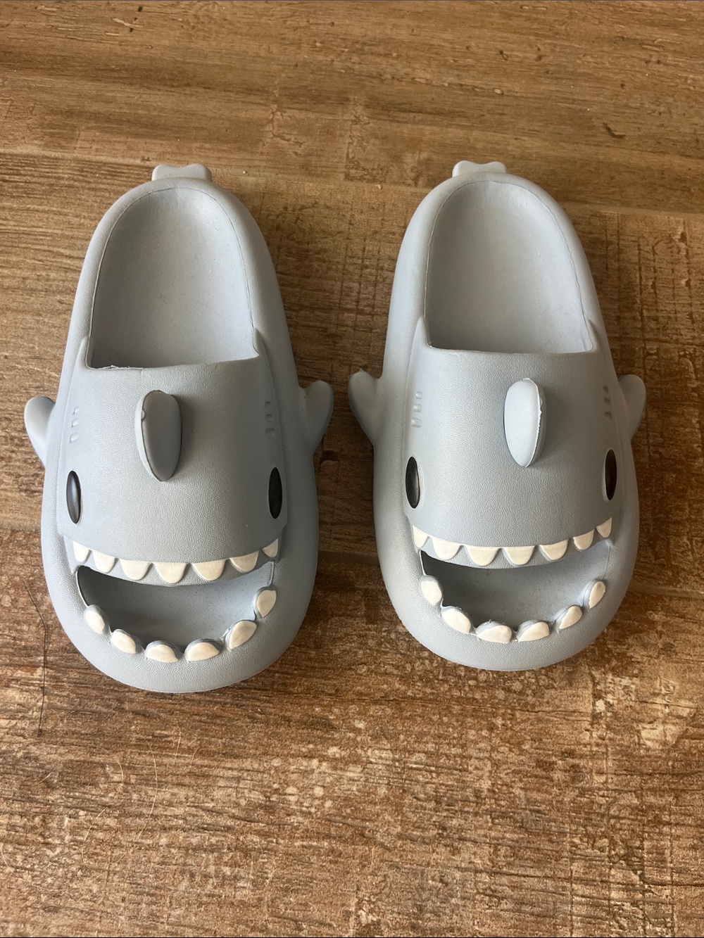 Kids Shark Clog Shoes in Light Gray - Comfortable Slip-On 36-37
